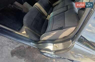Седан Audi 100 1988 в 