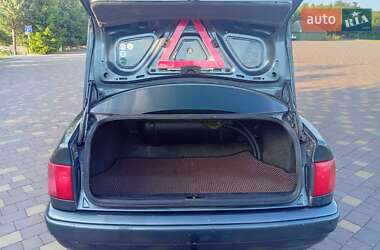 Седан Audi 100 1991 в 