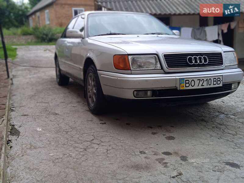 Седан Audi 100 1992 в Тернополі