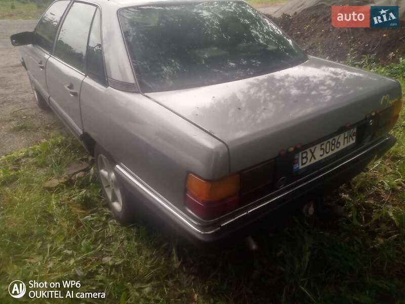 Седан Audi 100 1988 в Хмельницком