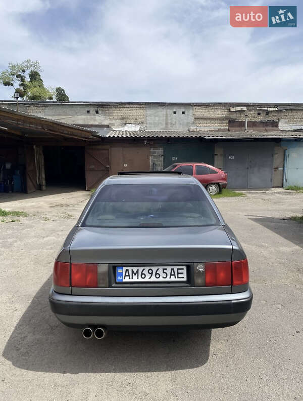 Седан Audi 100 1994 в Харкові