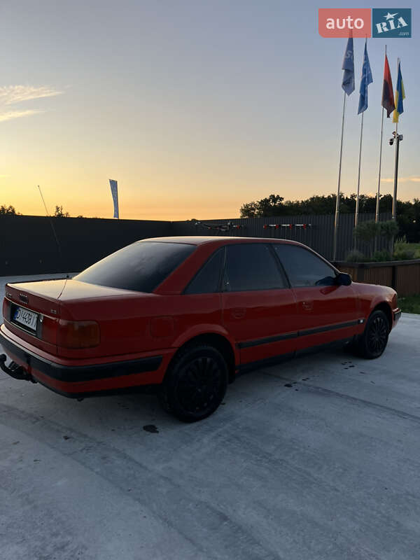 Седан Audi 100 1992 в Борщеве