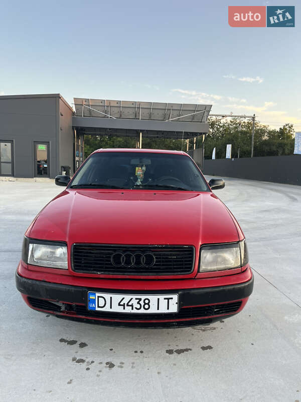 Седан Audi 100 1992 в Борщеве