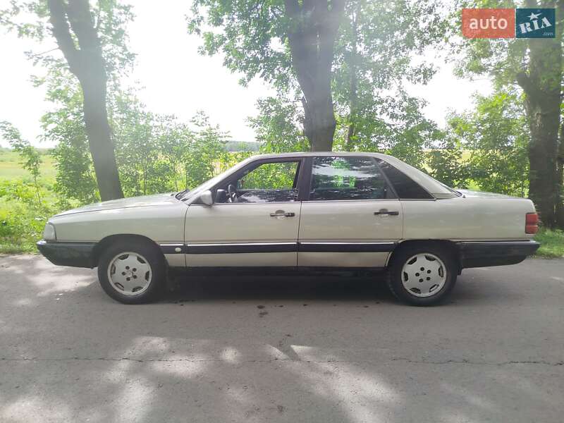 Audi 100 1989