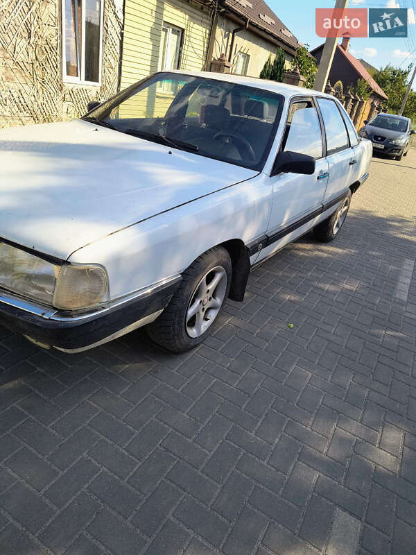 Седан Audi 100 1987 в Сарнах фото 3 Седан Audi 100 1987 в Сарнах