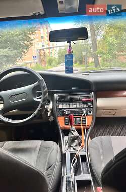 Седан Audi 100 1992 в 