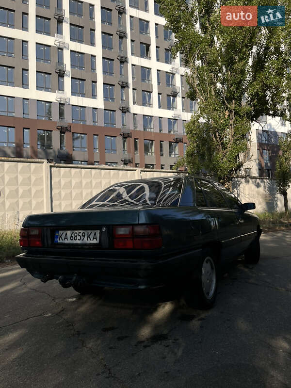 Седан Audi 100 1991 в Киеве