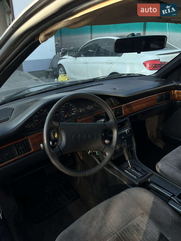 Седан Audi 100 1991 в Киеве
