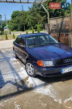 Седан Audi 100 1993 в Старої Жадовой
