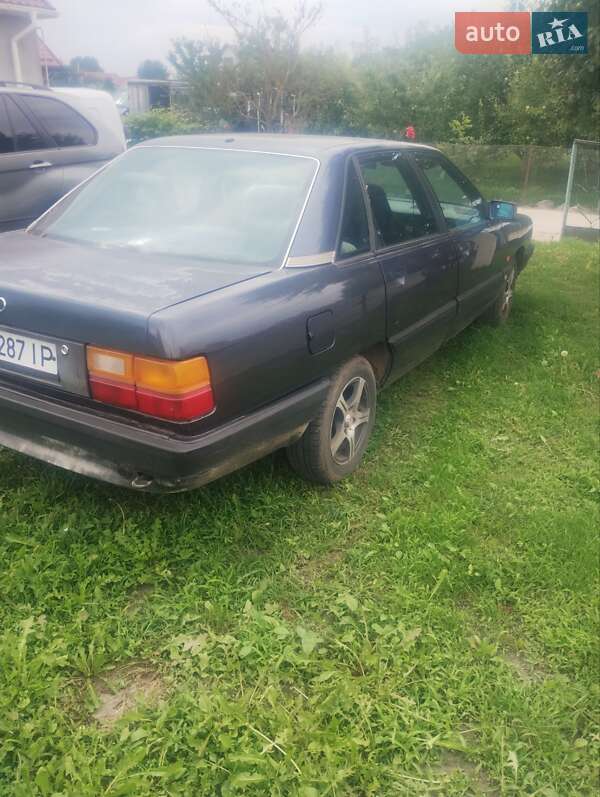Audi 100 1990