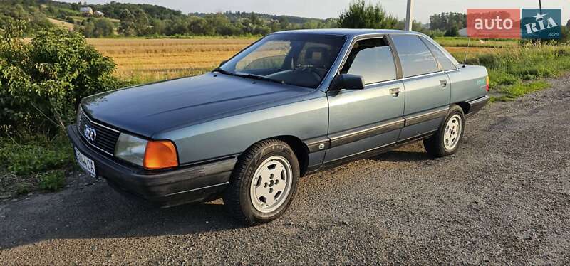 Седан Audi 100 1988 в Черновцах фото 47 Седан Audi 100 1988 в Черновцах