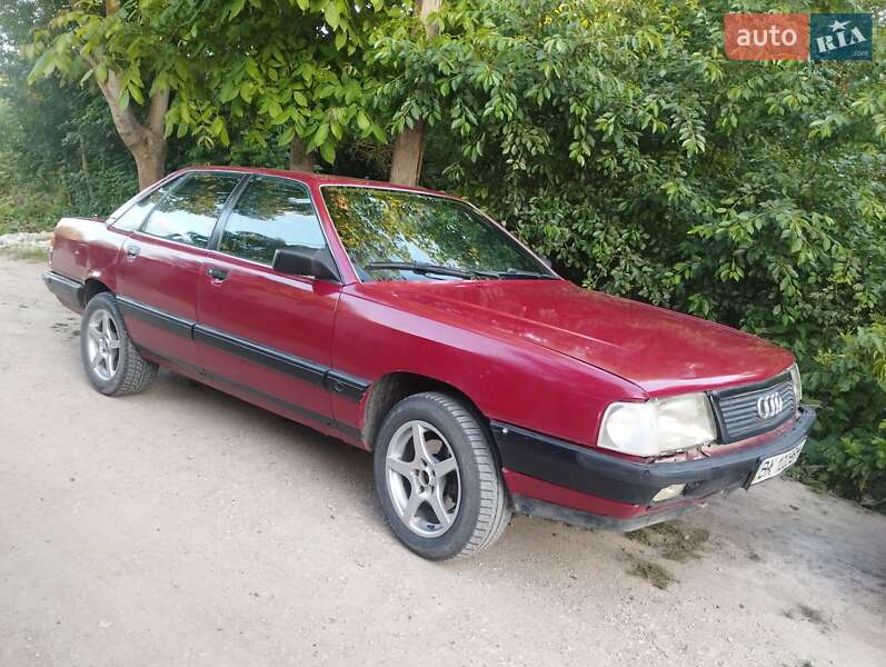 Audi 100 1990