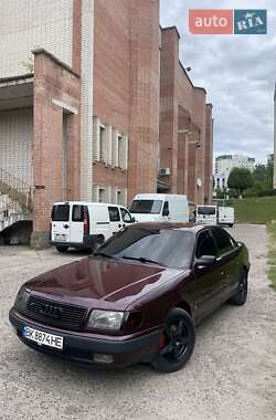 Седан Audi 100 1993 в Ровно