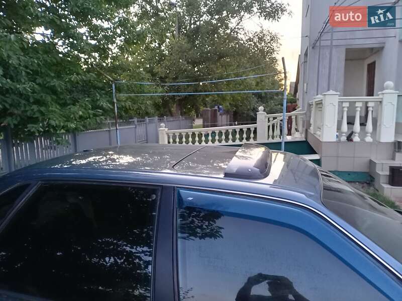 Седан Audi 100 1990 в Ладыжине