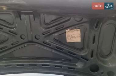 Седан Audi 100 1990 в Ладыжине