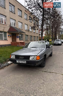 Седан Audi 100 1986 в Ужгороде