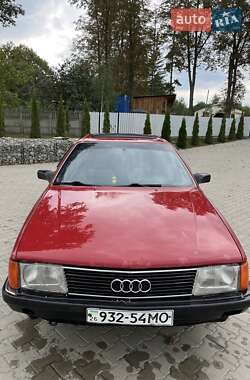 Седан Audi 100 1990 в 