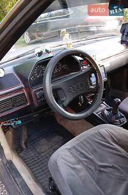 Седан Audi 100 1983 в 