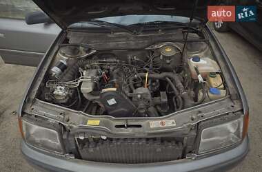 Седан Audi 100 1992 в Киеве
