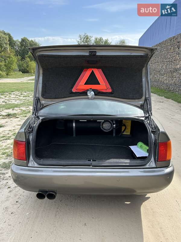 Седан Audi 100 1991 в Сумах