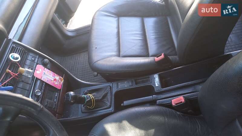 Седан Audi 100 1993 в Києві фото 5 Седан Audi 100 1993 в Києві