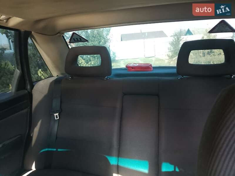 Седан Audi 100 1989 в Шепетівці