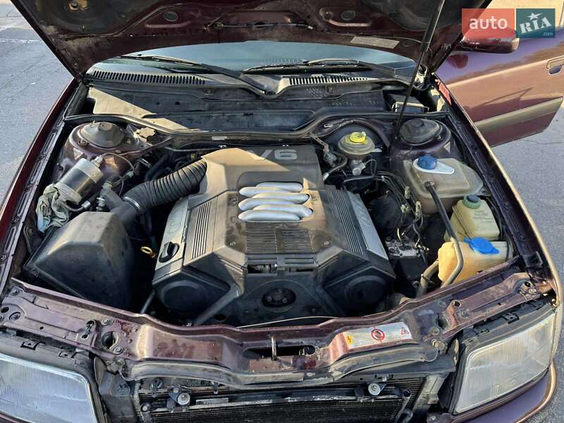Седан Audi 100 1993 в Кременчуге