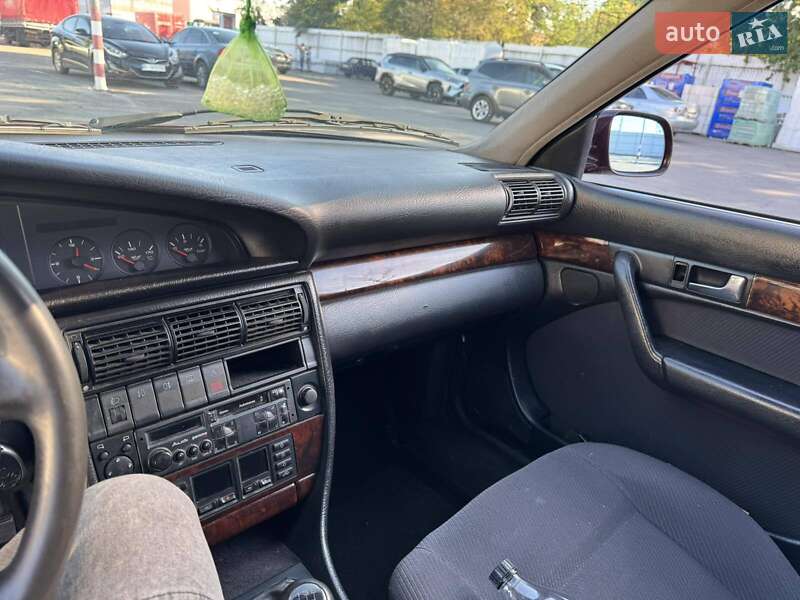 Седан Audi 100 1993 в Кременчуге