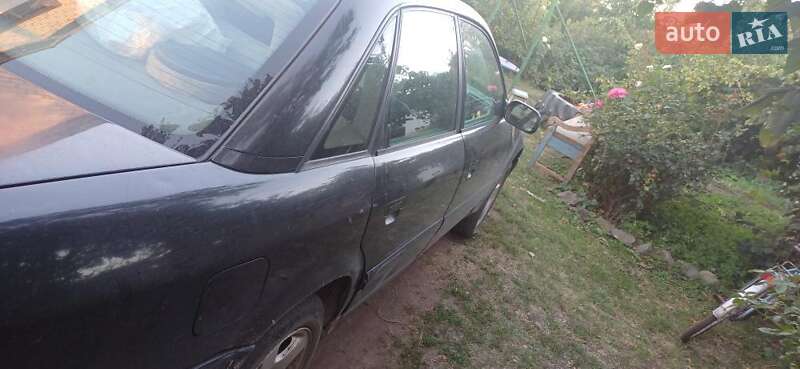 Седан Audi 100 1991 в Черкассах