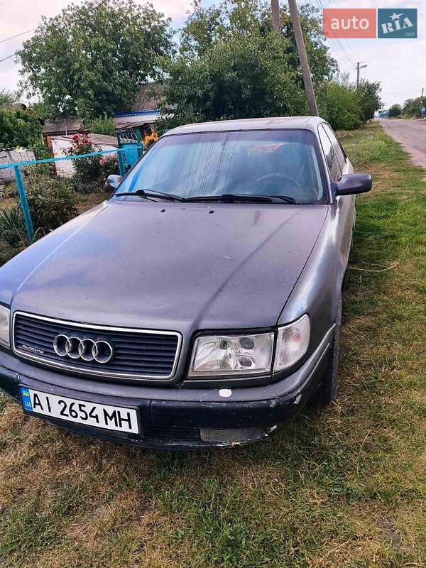 Седан Audi 100 1994 в Киеве