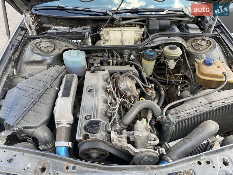 Седан Audi 100 1990 в Сумах