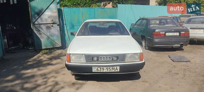 Седан Audi 100 1985 в Черкасах фото 5 Седан Audi 100 1985 в Черкасах