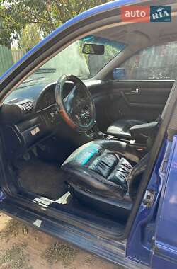 Седан Audi 100 1993 в 