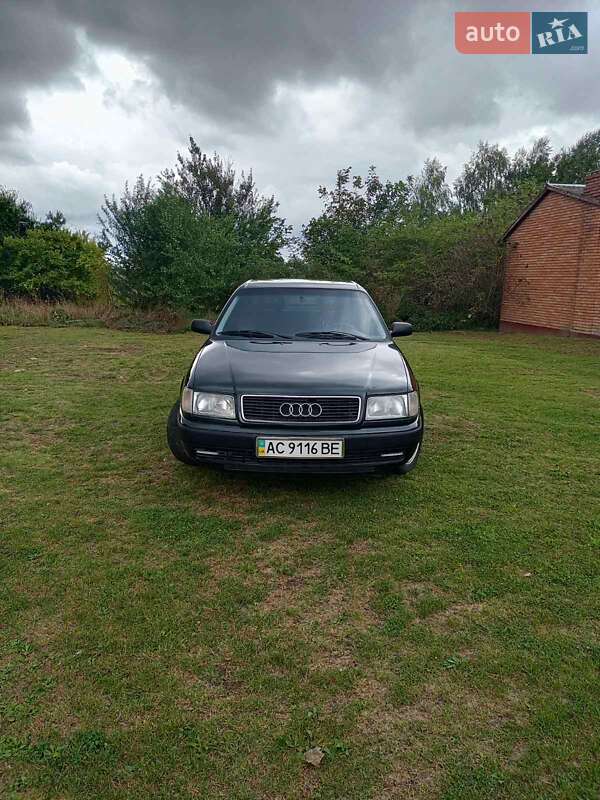 Седан Audi 100 1992 в Владимире
