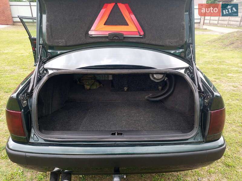 Седан Audi 100 1992 в Владимире