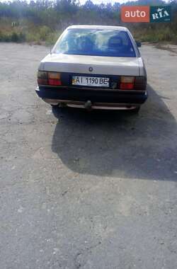 Седан Audi 100 1987 в 