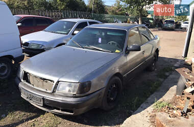 Седан Audi 100 1993 в Львове