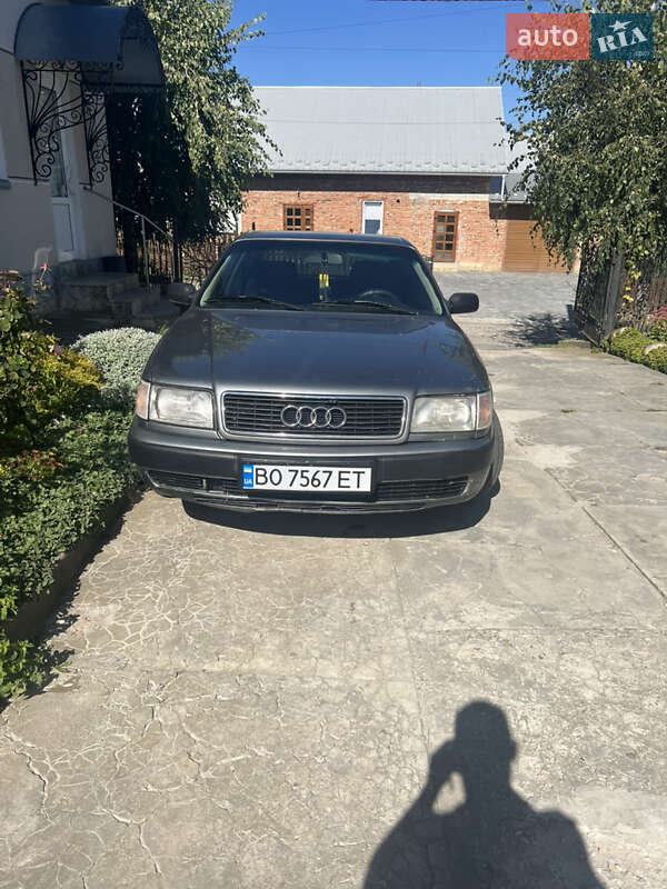 Седан Audi 100 1991 в 