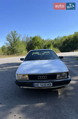 Седан Audi 100 1986 в Пещанке