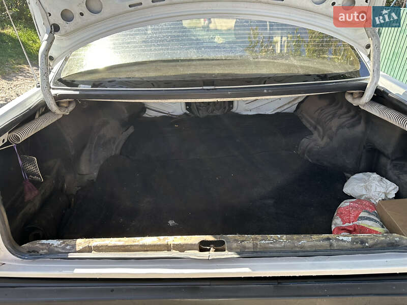 Седан Audi 100 1986 в Светловодске фото 5 Седан Audi 100 1986 в Светловодске