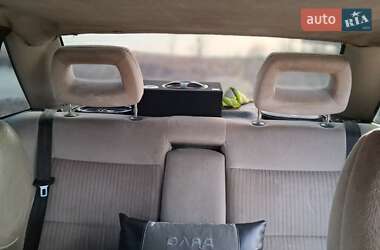 Седан Audi 100 1988 в Шацке