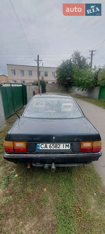 Седан Audi 100 1986 в Бобровице