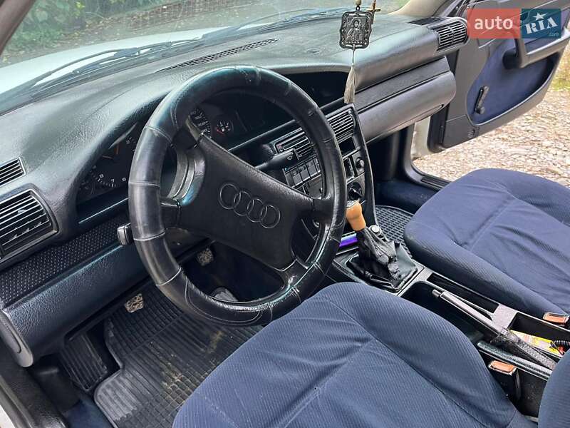 Седан Audi 100 1991 в Борщеві