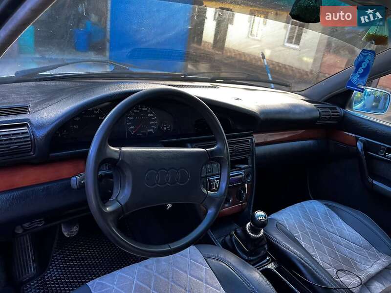 Седан Audi 100 1991 в Виннице