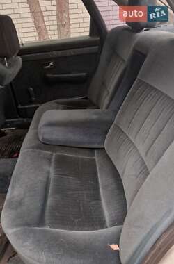 Седан Audi 100 1988 в  фото 2 Седан Audi 100 1988 в