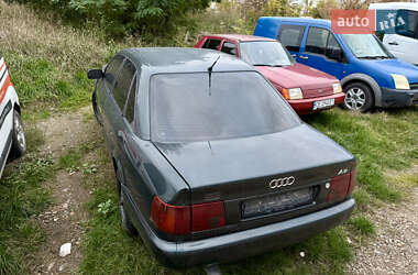 Седан Audi 100 1993 в Черновцах