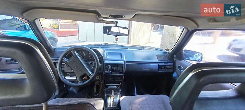 Седан Audi 100 1989 в Чорноморську