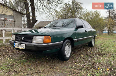 Седан Audi 100 1988 в Киеве