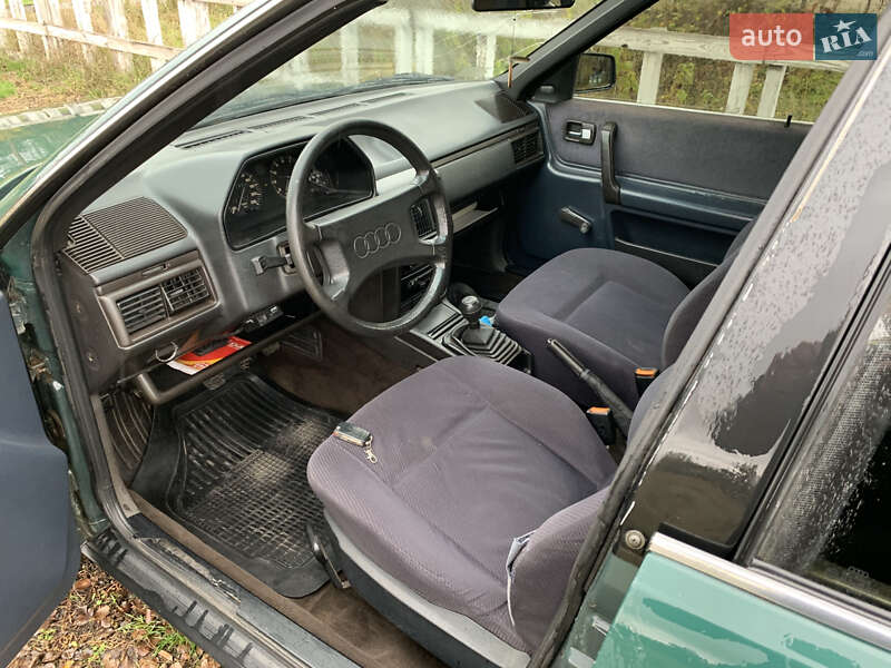Седан Audi 100 1988 в Киеве
