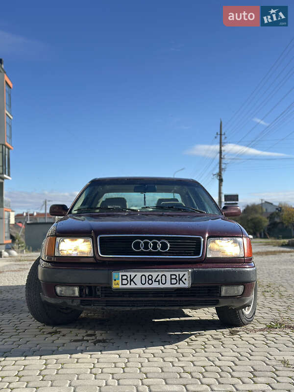 Седан Audi 100 1991 в Чорткові